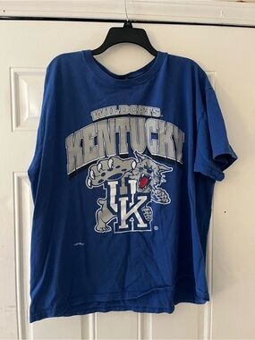 Nutmeg Mills UK Wildcats NCAA Blue T-Shirt XL 100% Cotton Vintage